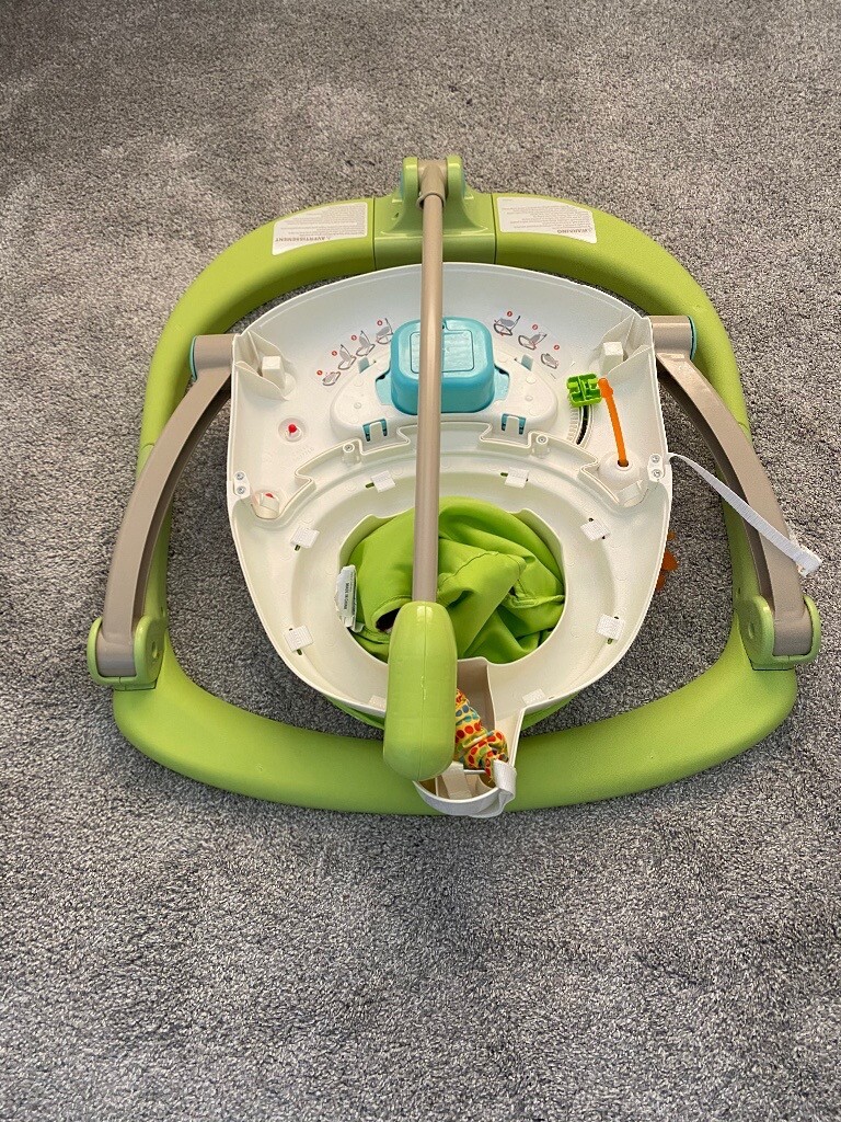 jumperoo space saver age